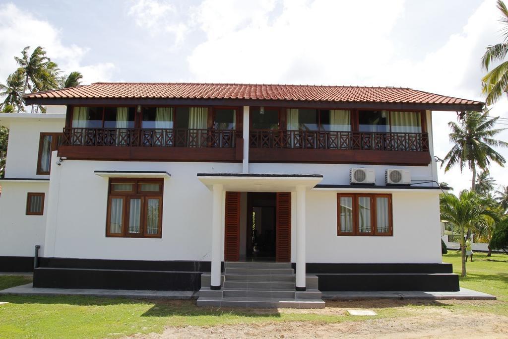 Acquabey Surf Villa Matara Kültér fotó